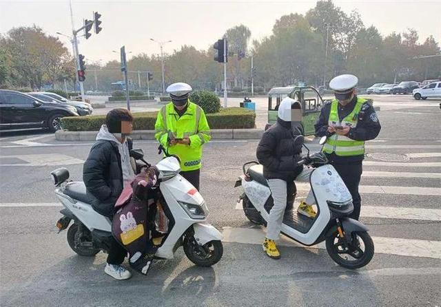 车上路有“5不能”新要求别被罚了才知道九游会J9入口2025年2月起执行电动(图5)
